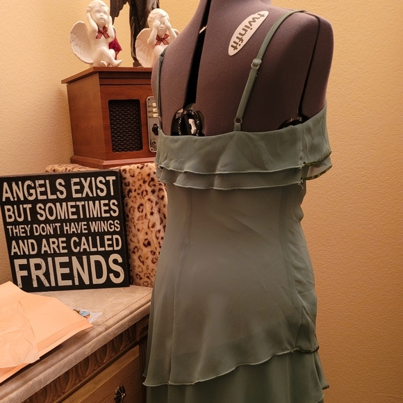 Green Asymmetrical Sequin Layered Dress Junior 9 - Picture 3 of 8